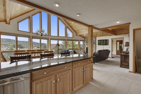 Interior - Mountain vacation meets contemporary COMFORT! Welcome Moosie Chalet! (Canaan Valley)