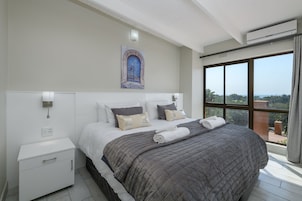 Villa superior | 3 dormitorios, cunas (de pago), ropa de cama