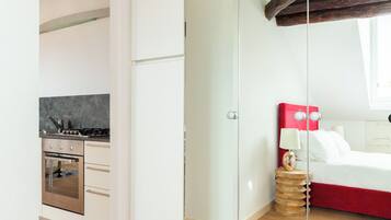 1 bedroom, iron/ironing board, free WiFi