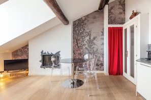 Apartment, 1 Schlafzimmer | Wohnbereich | Flachbildfernseher