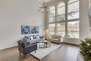 TV, fireplace, stereo, offices