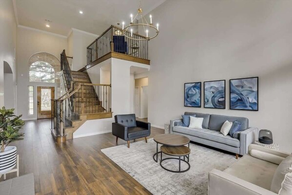 TV, fireplace, stereo, offices