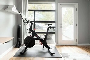 Fitness facility - Urban Oasis | Rooftop Delight | Peloton | RiNo (Denver)