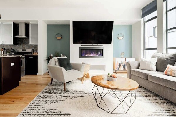 TV, fireplace, offices, computer monitors