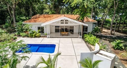Brasilito House and Apartment with Pool Sleeps 8