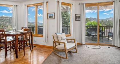 Ogallala Peak w/ HOT TUB and A/C at Mary's Lake!