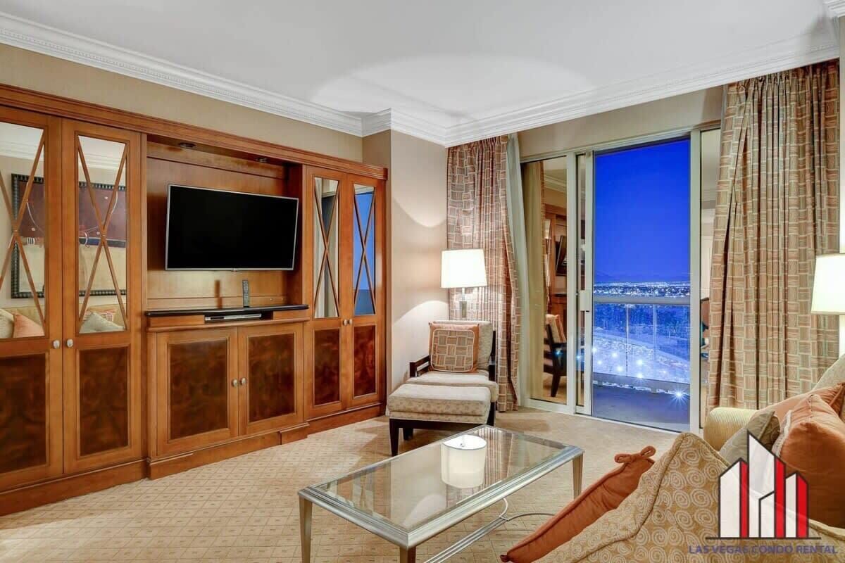 Televisión de pantalla plana, oficina