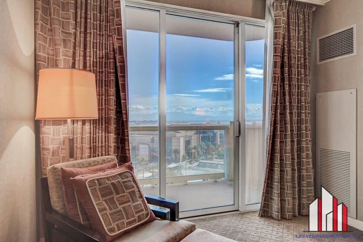 薄型テレビ、書斎 / ワークスペース