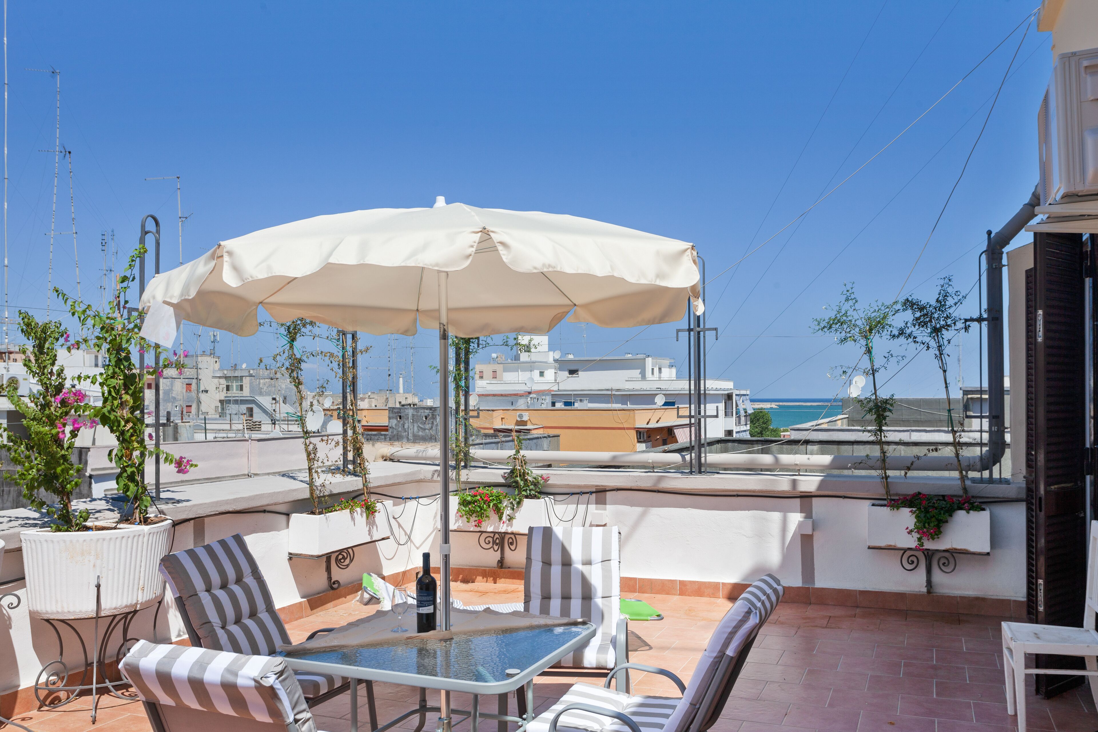 Apartment, 2 Bedrooms | Terrace/patio