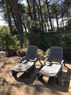 Property grounds - Maisonette with garden (Mornas)