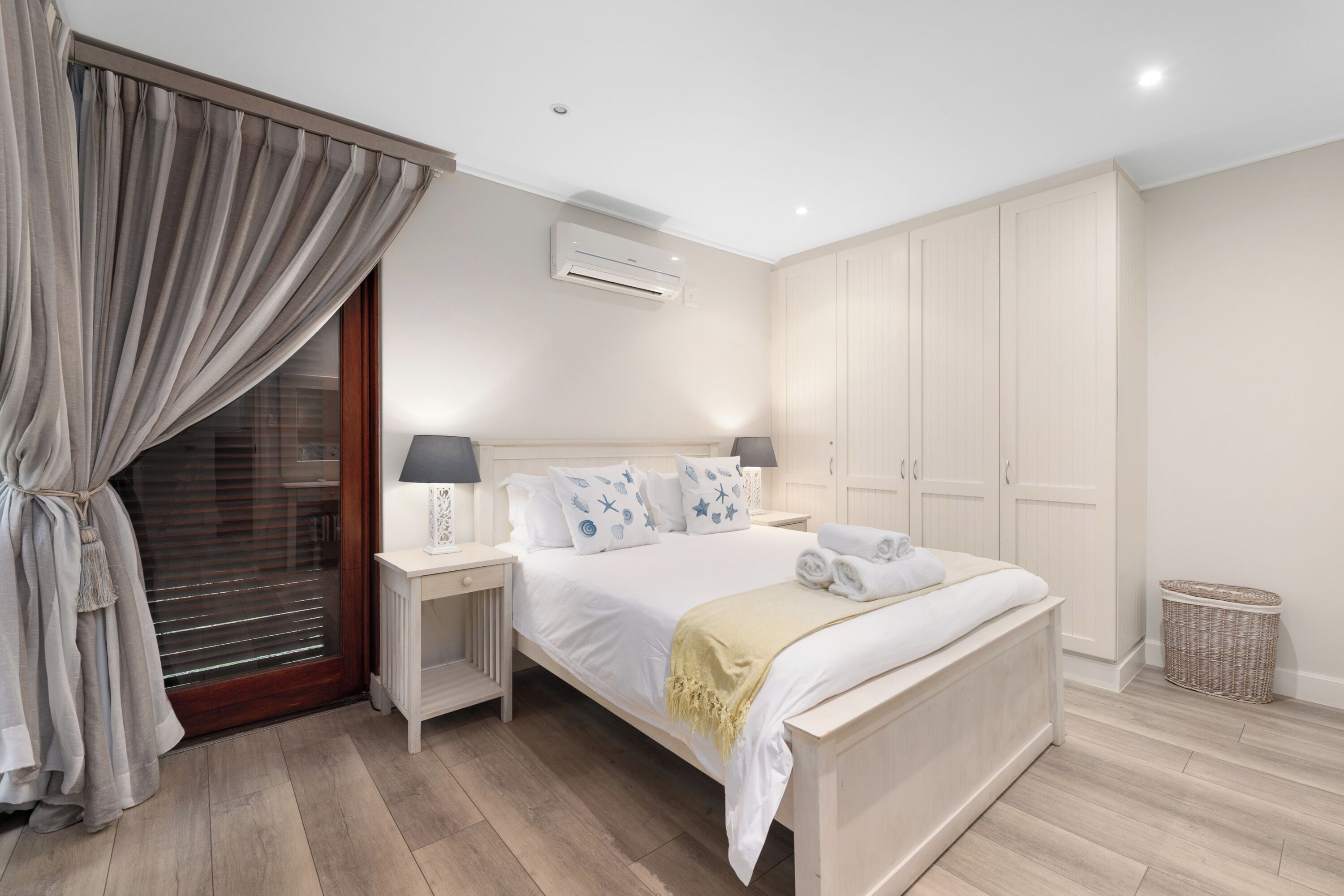 Vila superluxo | 5 quartos, ferros/tábuas de passar roupa, berços (sobretaxa)