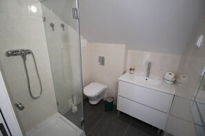 Badewanne, Haartrockner