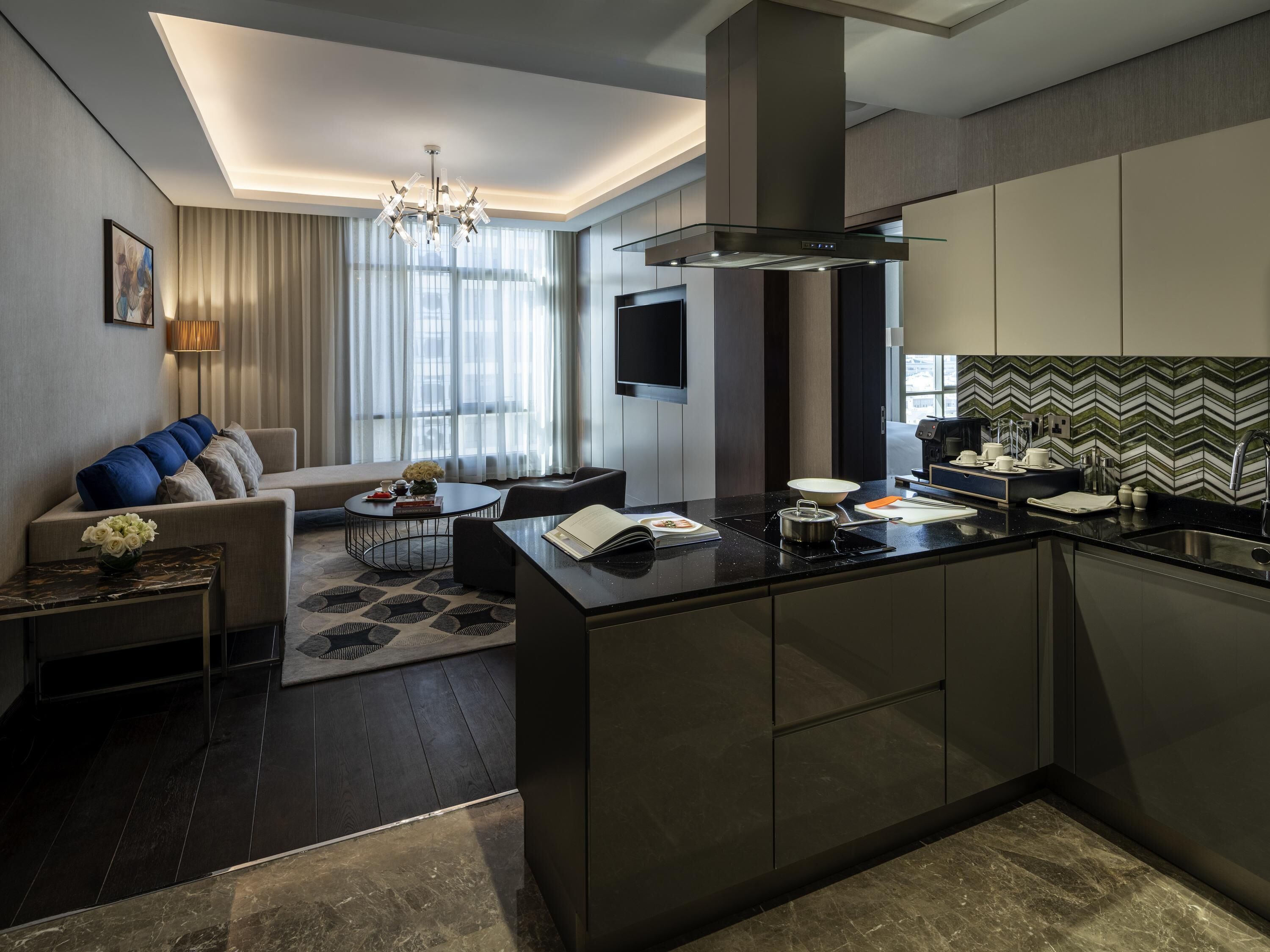 Deluxe Room, 1 Bedroom (Residence) | Hypo-allergenic bedding available, minibar, in-room safe, desk