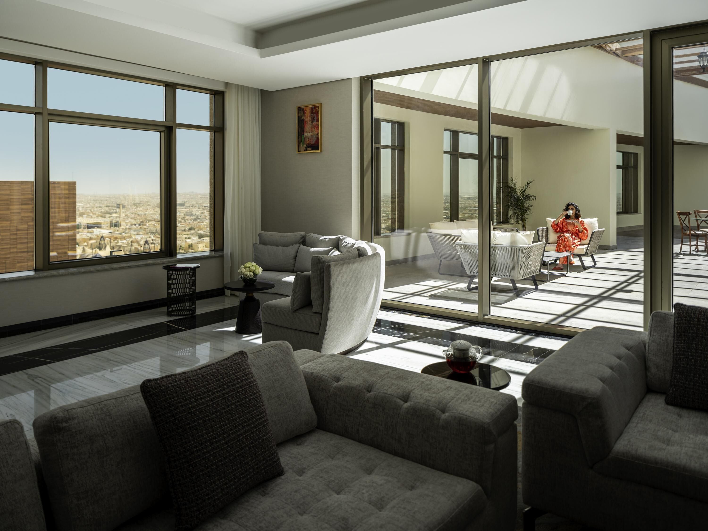 Phòng Suite Royal, nhiều giường | Bộ đồ giường kháng dị ứng, minibar, két bảo mật tại phòng 