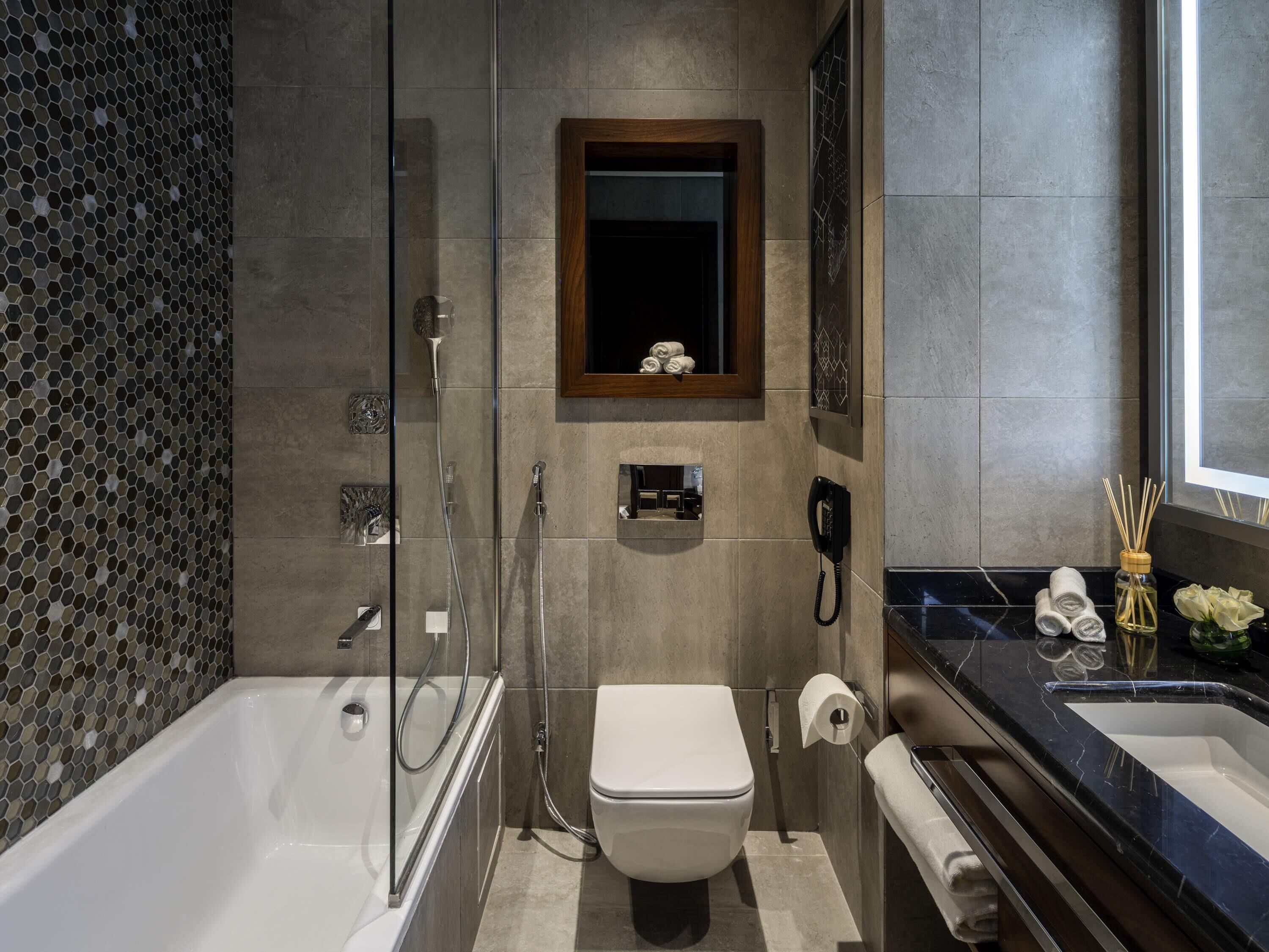 Hypo-allergenic bedding, minibar, in-room safe, soundproofing