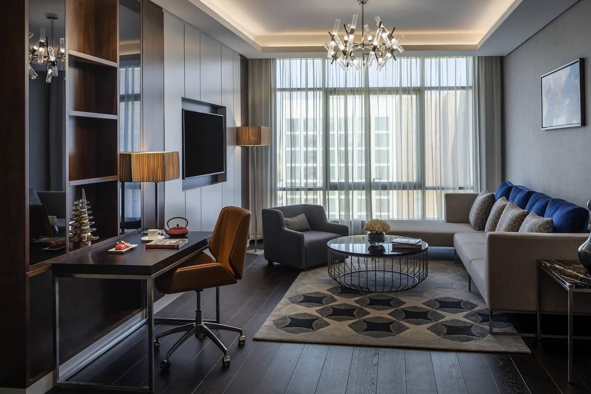 Deluxe Room, 2 Bedrooms (Residence) | Hypo-allergenic bedding, minibar, in-room safe, soundproofing