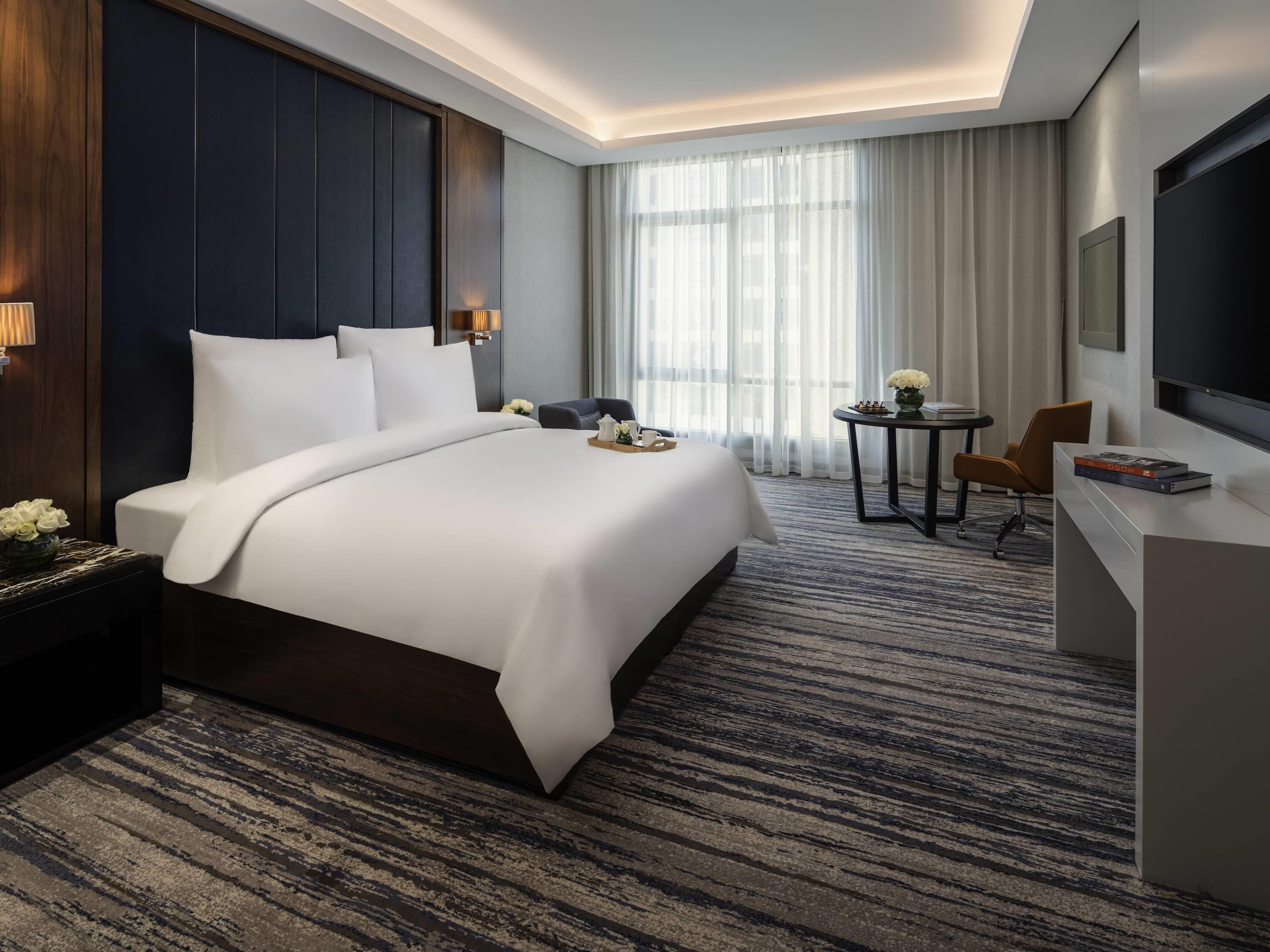 Studio (Residence) | Hypo-allergenic bedding, minibar, in-room safe, soundproofing