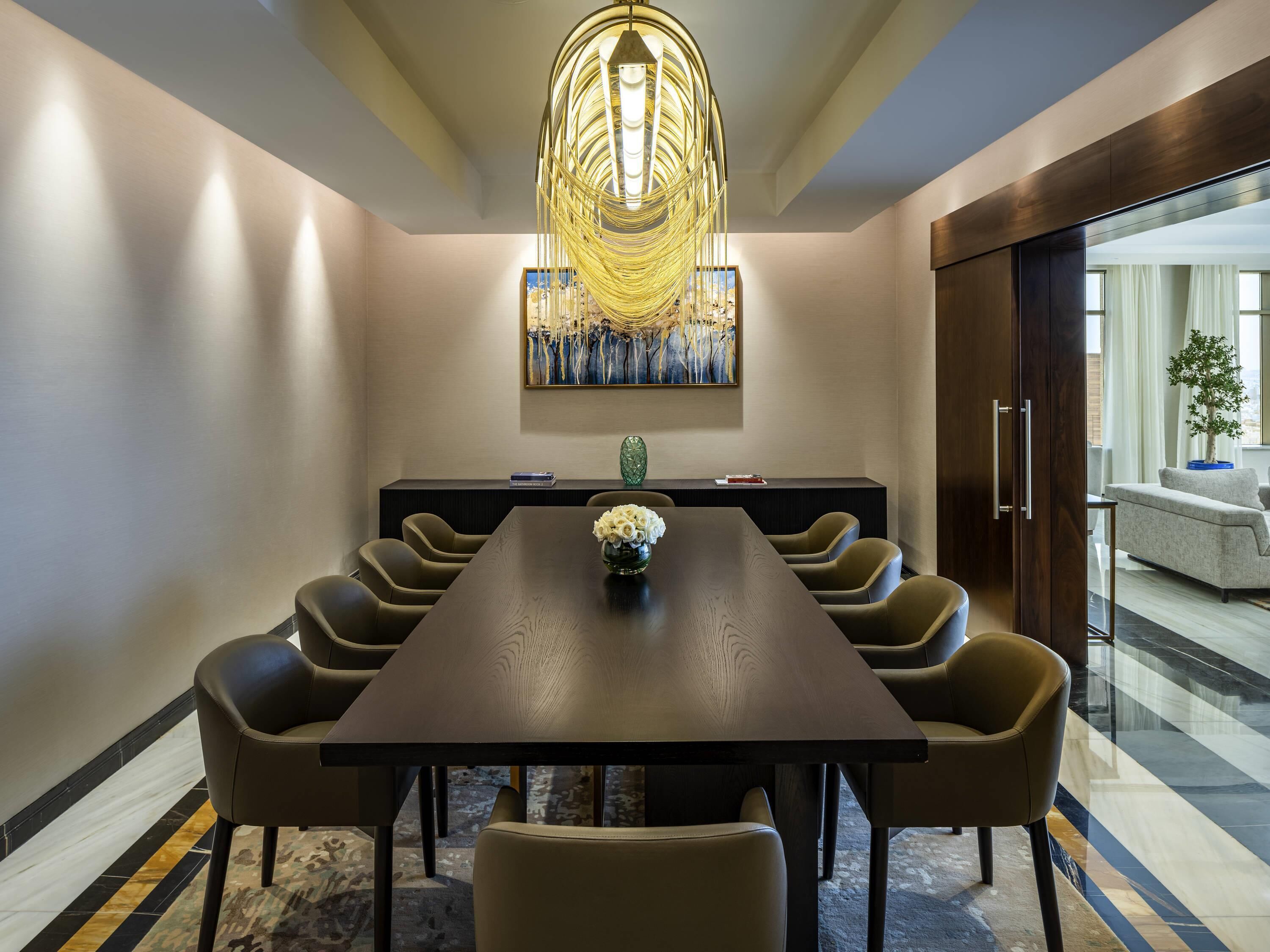 Royal Suite, Multiple Beds