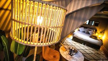 1 habitación, wifi y ropa de cama