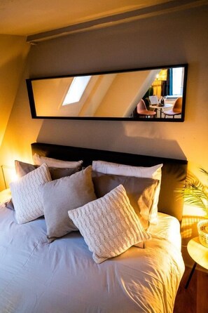 1 室のベッドルーム、WiFi、ベッドシーツ