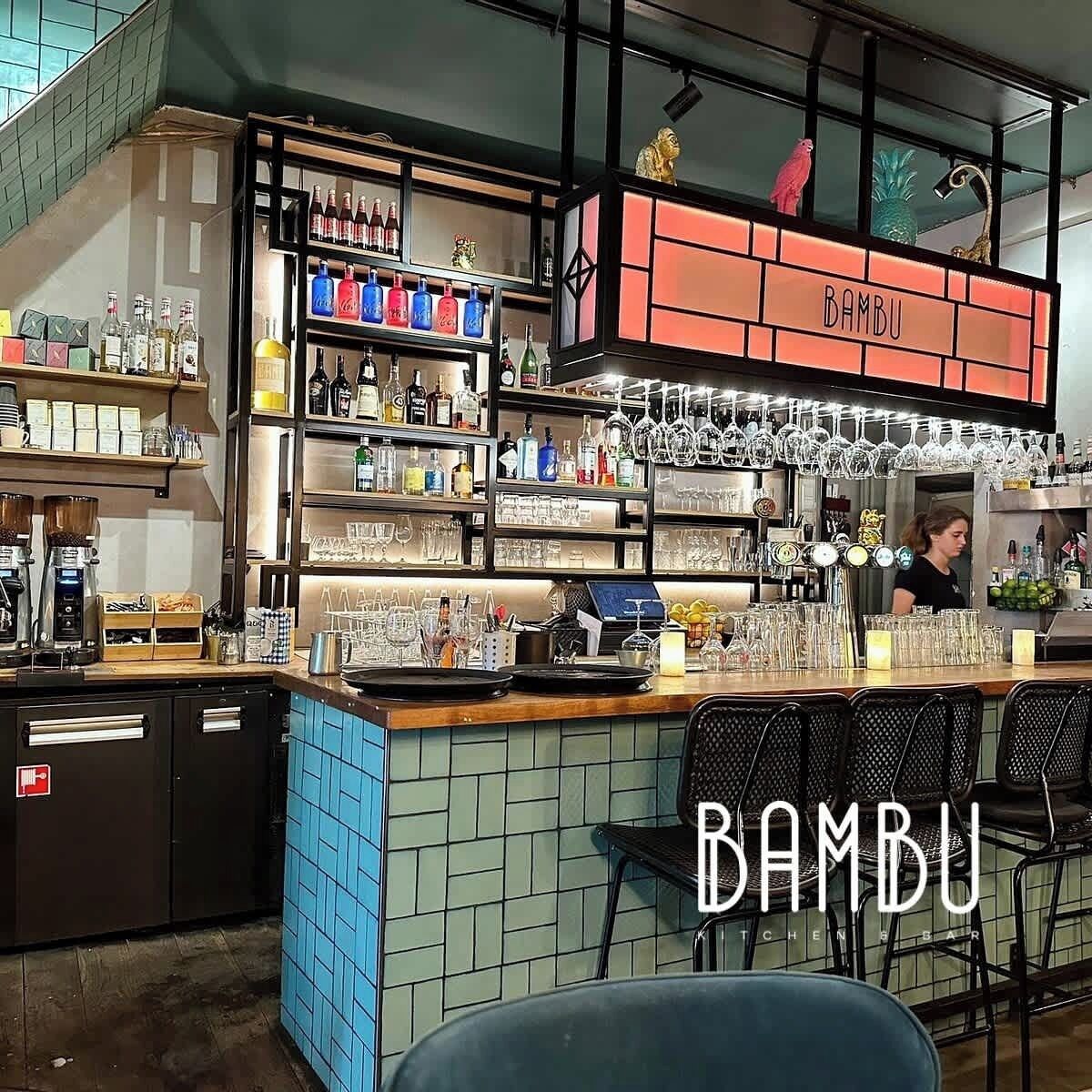 Bar (in der Unterkunft)