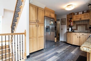 Interior - Creekside Mountain Chalet w/ Hot Tub! (Black Hawk)