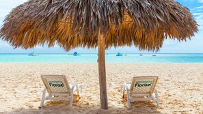 Beach nearby, sun loungers, beach towels - A1 tropical apt in Punta Cana on the beach/pool (Punta Cana)