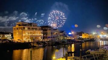 Condo (WW407 West Tacony Avenue, 3rd Floor) | Exterior