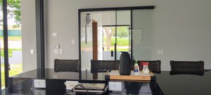 Interior - Country house with solar-heated pool and barbecue area (Itaí)