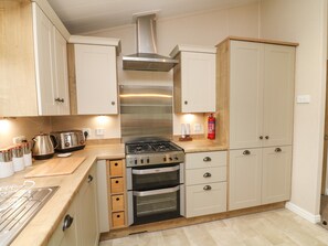 Cottage | Interior - The Warren (Skipton)