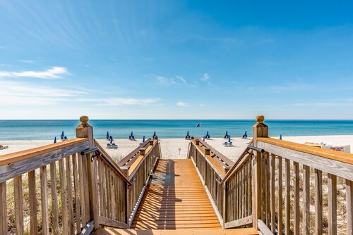 Palacio 3/2 on 17th Floor with a Million Dollar View