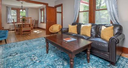 Pet-Friendly 4BR Home, Walk to Downtown