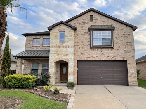 WaterFront View 2 BDR 1.5 BA Home