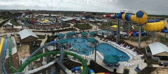 WaterFront View 2Br 1.5Ba Home