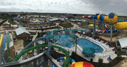 WaterFront View 2Br 1.5Ba Home