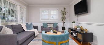 Cozy Home ~7 min to airport&uptown+fire+grill🔥