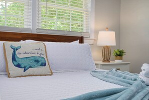 5 bedrooms, desk, iron/ironing board, free WiFi