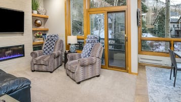 Apartment (Millrace 6-A) | Exterior