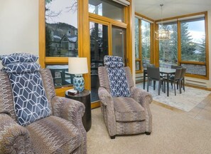 Apartamento (Millrace 6-A) | Exterior