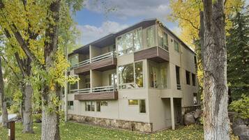 Condo (Millrace 7-B) | Exterior