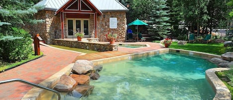 Condo (Millrace 7-B) | Exterior