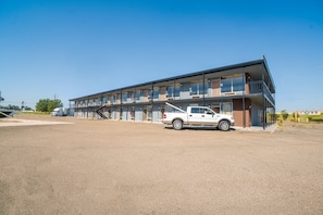 Free self parking - Hotel Comfort Stay by OYO Texarkana East, AR I-30 (Texarkana)