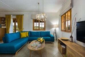 Televisión, reproductor de DVD y estéreo 