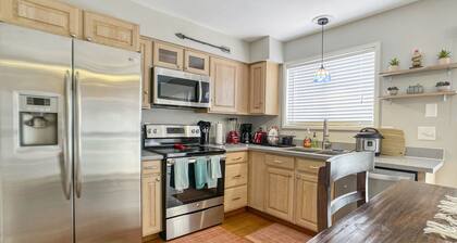 Southwest Splendor 2BR Tempe Townhome