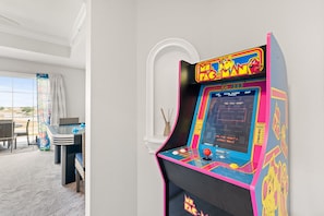 Games room - Townhome with Golf Course Views & Arcade Game | Near Attractions (Kissimmee)