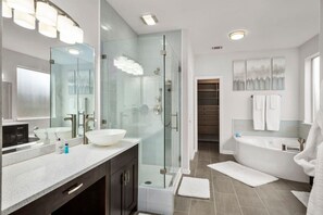 Ducha, bañera de hidromasaje, artículos de tocador ecológicos
