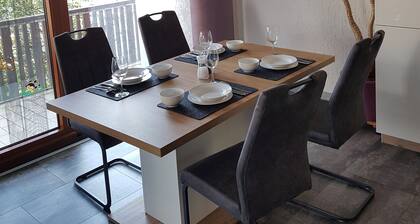 Großzügige, helle Wohnung mit Balkon im Süden von Augsburg