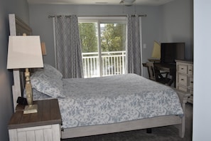 公寓客房 (DB301 East Rochester Avenue, Unit 106) | 3 間臥室、免費無線上網