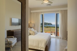 3 slaapkamers, een strijkplank/strijkijzer, gratis wifi, beddengoed