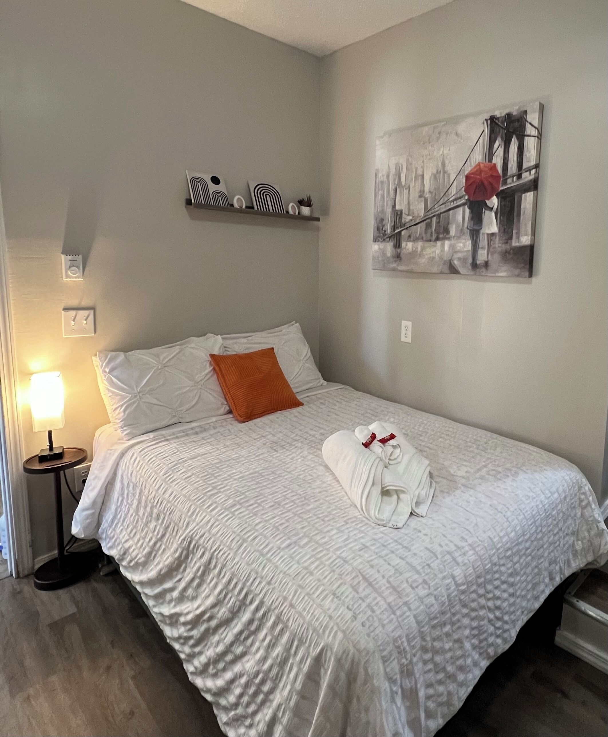 2 bedrooms, iron/ironing board, free WiFi, bed sheets